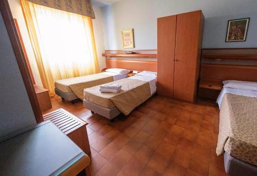 スタンダードトリプルルーム, Albergo Zoello Je Suis