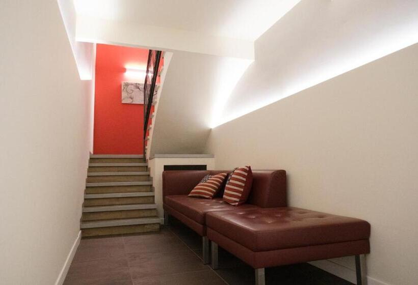 غرفة عائلية, Albergo Zoello Je Suis