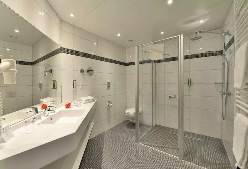 Suite Executive, Aribo