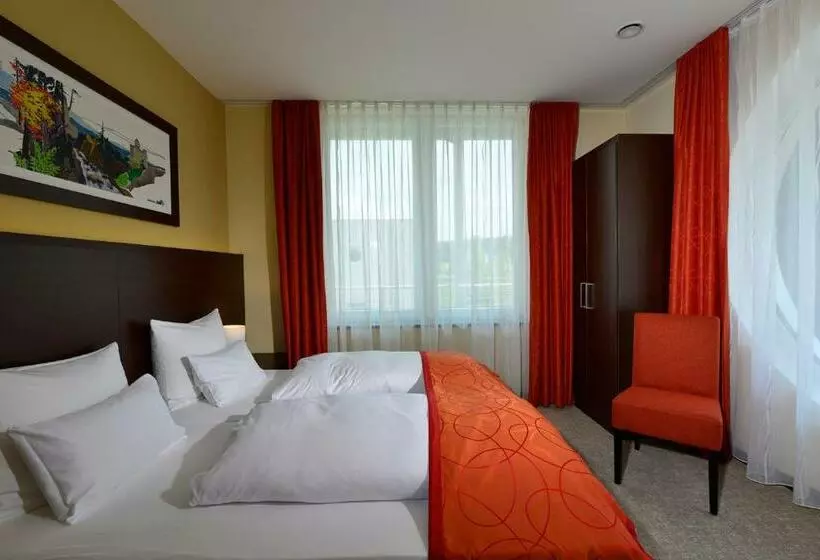 Suite Executive, Aribo