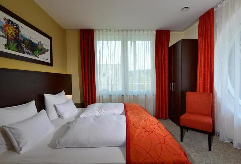Family Suite, Aribo