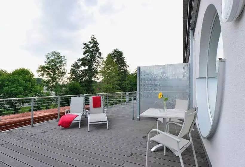 Camera Standard con Terrazza, Aribo