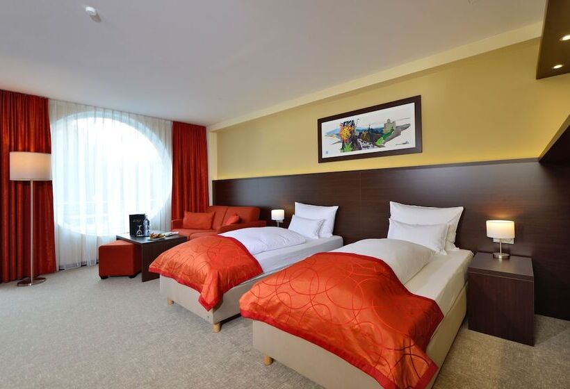 高级单人间, Aribo