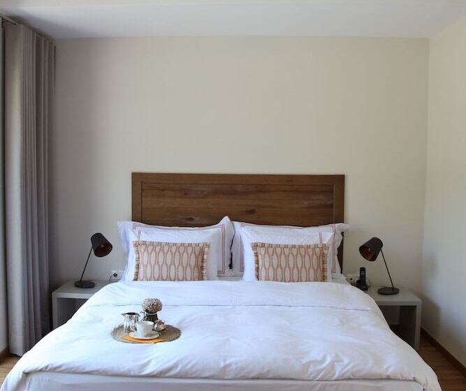 Quarto Superior, Bella Sombra