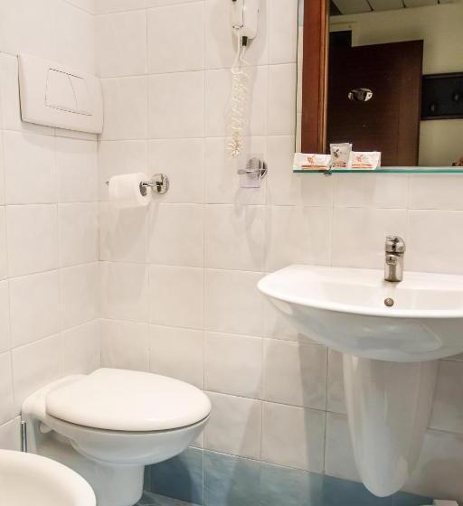 スタンダードルーム, Consul Family