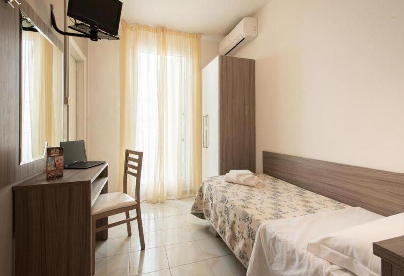 スタンダードシングルルーム, Consul Family