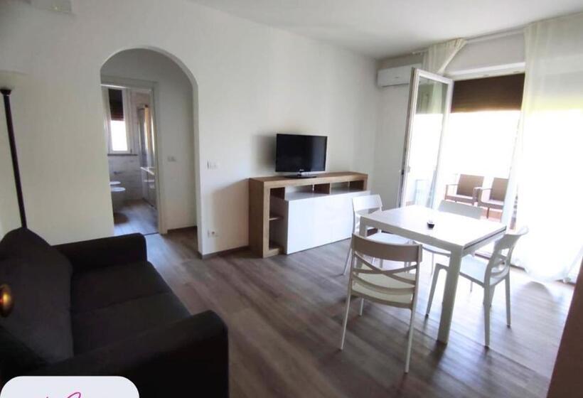 2ベッドルームアパートメント, Consul Family