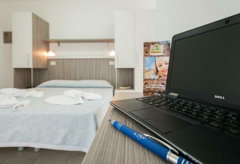 スタンダードルーム, Consul Family