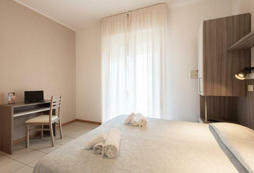 スタンダードルーム, Consul Family