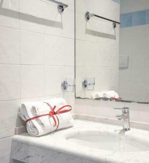 スタンダードルーム, Consul Family