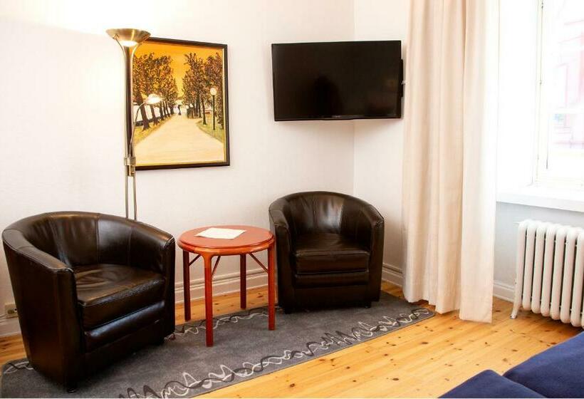 スタンダードシングルルーム, Emma