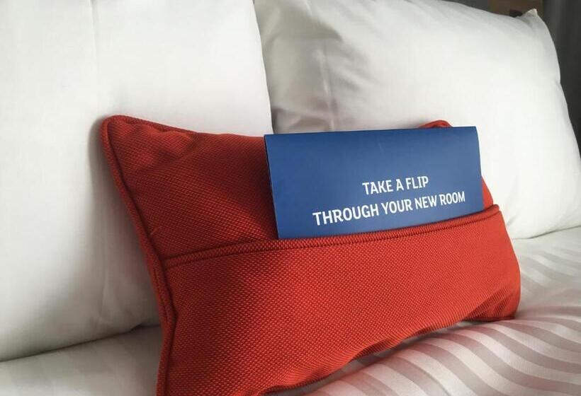 适合残疾人使用的标准间, Holiday Inn Express St. Albans M25, Jct.22