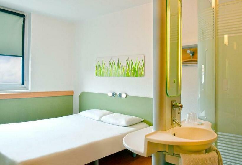 Номер Стандарт, Ibis Budget Saintquentin Centre Gare