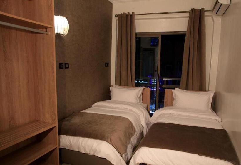 Superior Oda, Ichbilia فندق اشبيلية