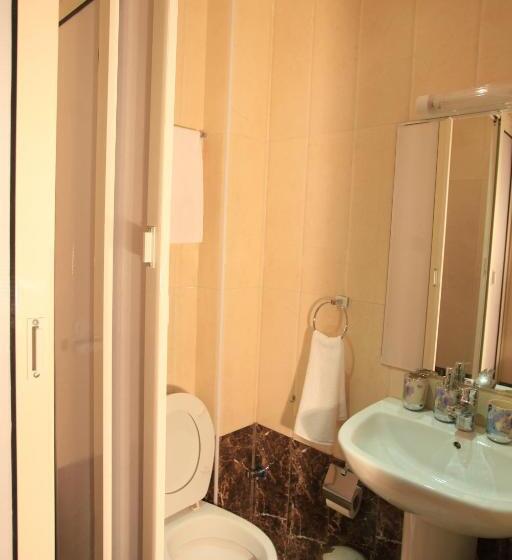 Lüks Üç Kişilik Oda, Ichbilia فندق اشبيلية