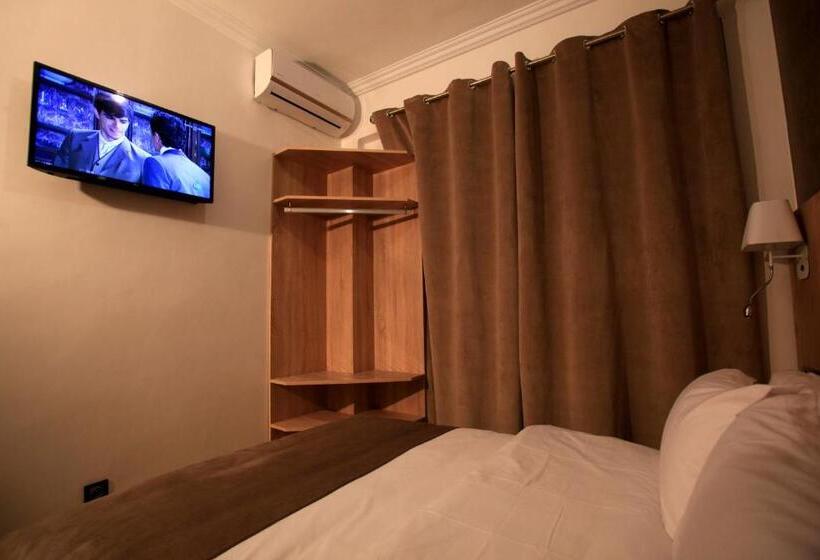 Lüks Üç Kişilik Oda, Ichbilia فندق اشبيلية