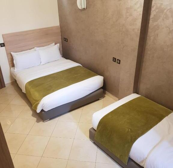 Lüks Üç Kişilik Oda, Ichbilia فندق اشبيلية