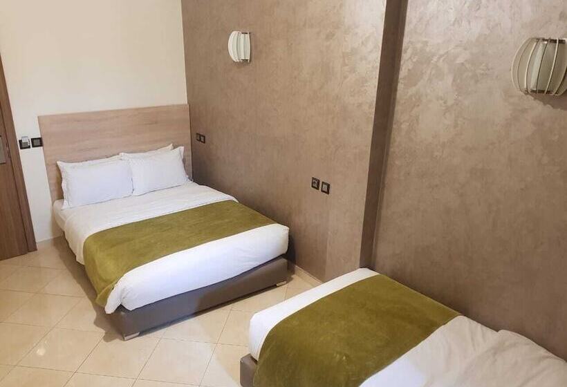 Lüks Üç Kişilik Oda, Ichbilia فندق اشبيلية