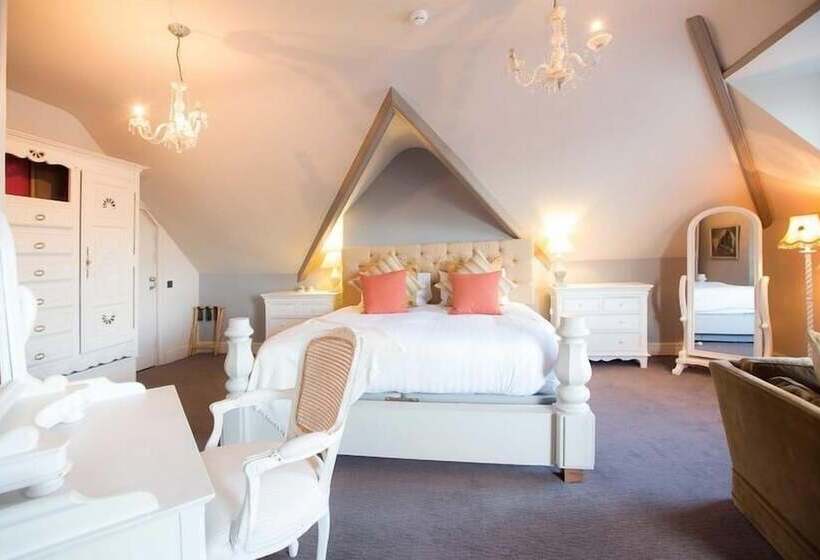 디럭스 룸, Ox Hotel, Bar, & Grill