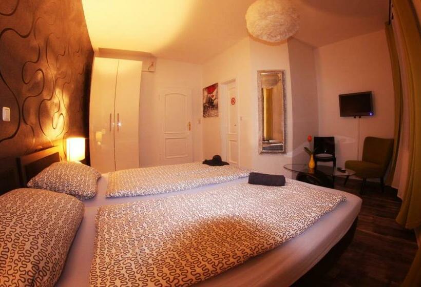 Номер Комфорт, Pension Zur Sonne 24/7