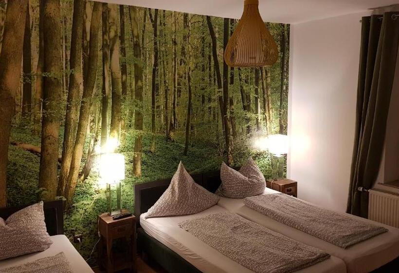 Апартаменты 2 Спальни, Pension Zur Sonne 24/7