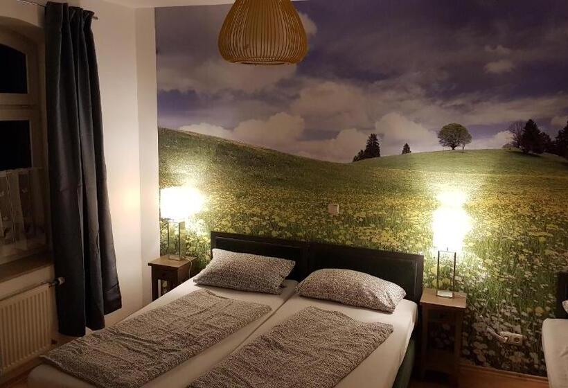 Апартаменты 2 Спальни, Pension Zur Sonne 24/7