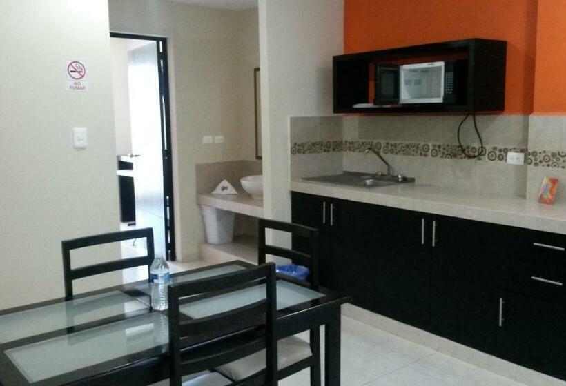 סוויטה נוף לבריכה, & Suites Domani