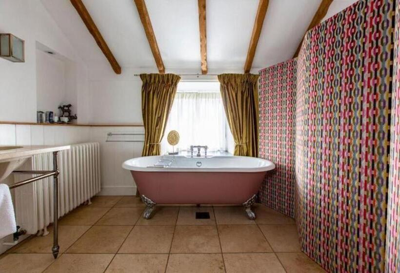 套房, The Bull And Townhouse, Beaumaris  The Inn Collection Group