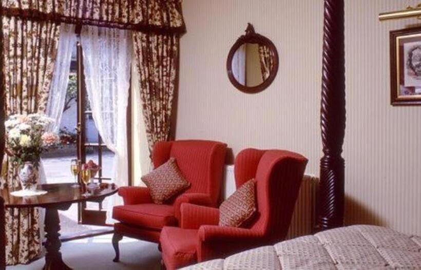 高级大房间, The Bull And Townhouse, Beaumaris  The Inn Collection Group