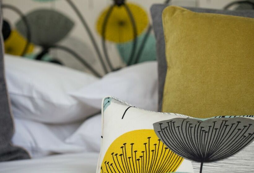 古典房间, The Bull And Townhouse, Beaumaris  The Inn Collection Group