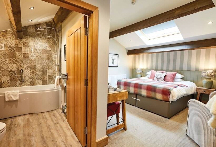 חדר סופריור, The Lister Arms