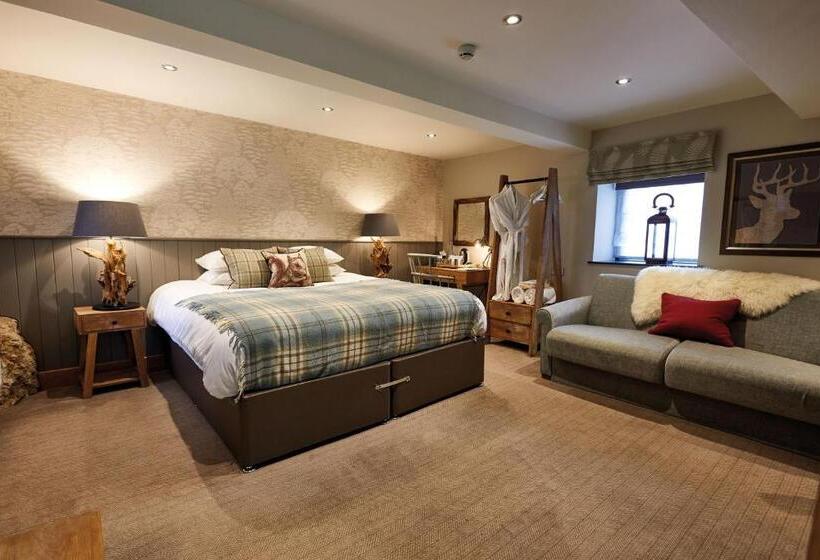 חדר משפחתי דלוקס, The Lister Arms