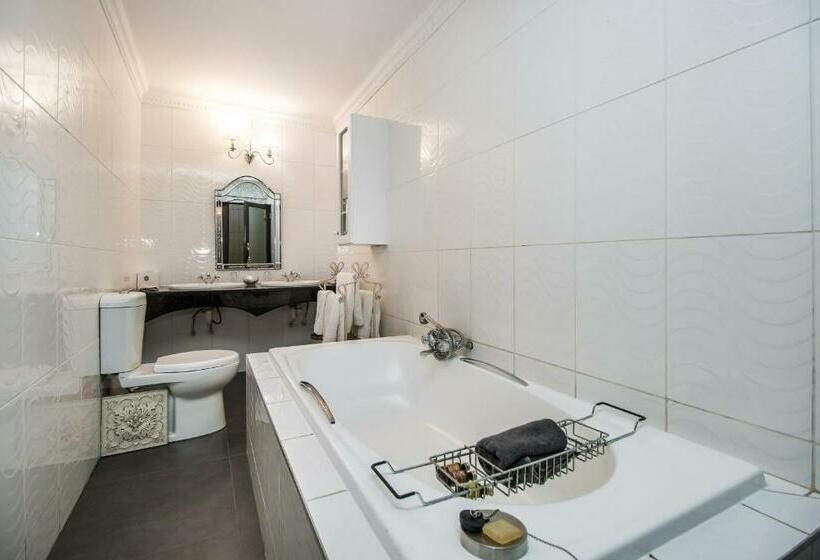 اتاق سوپریور با تخت بزرگ, Villa Amor