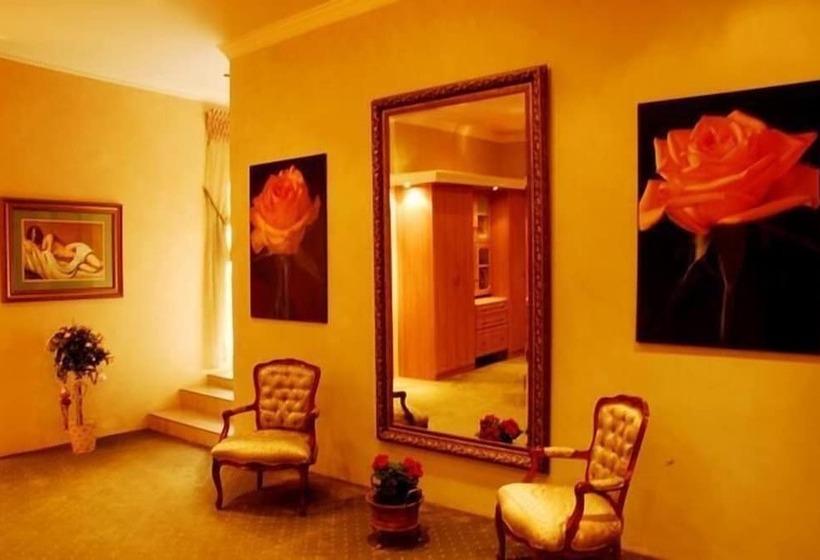 سوئیت پرزیدنت, Villa Amor