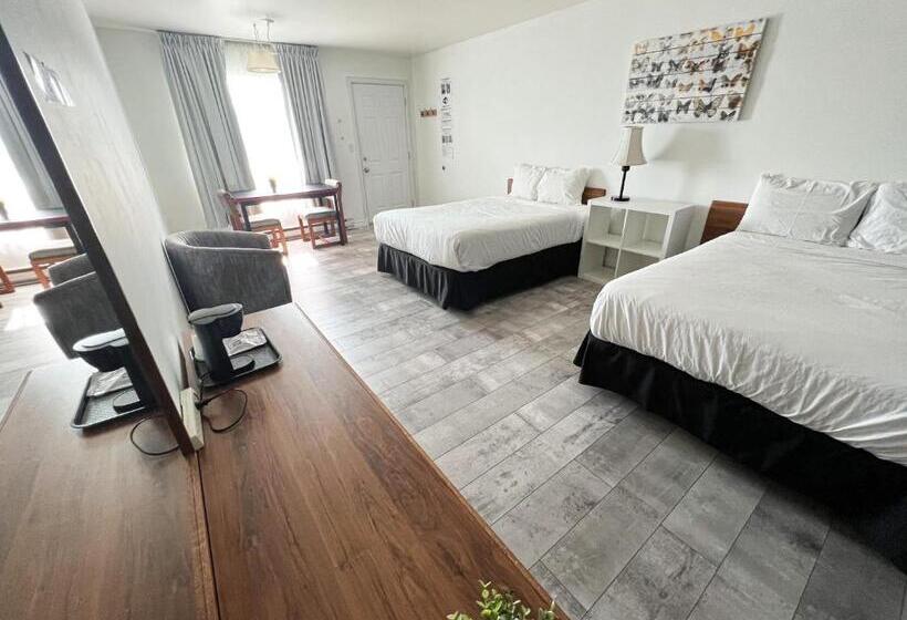 חדר סטנדרט לארבעה, Auberge De Nos Aieux