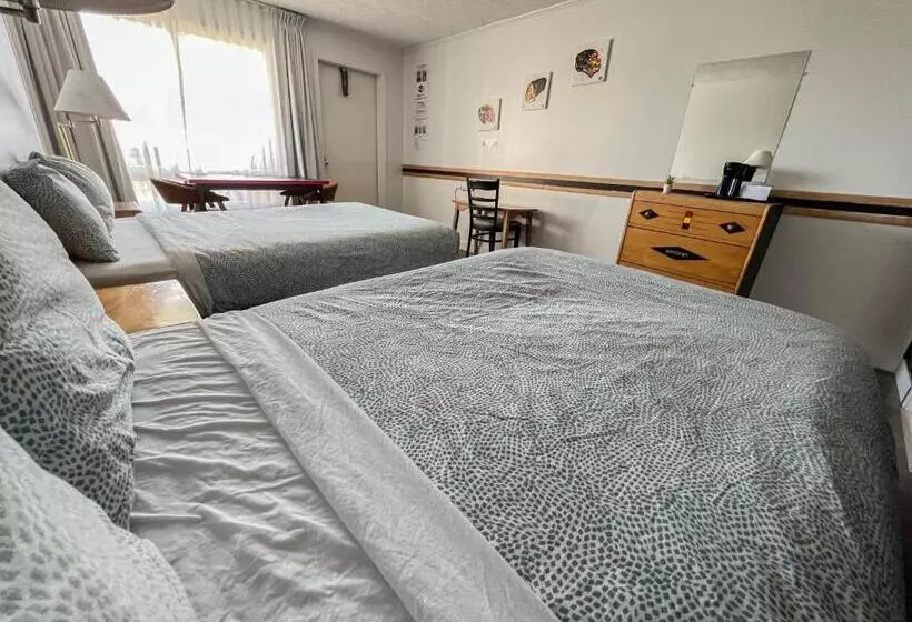 エコノミー4人部屋, Auberge De Nos Aieux
