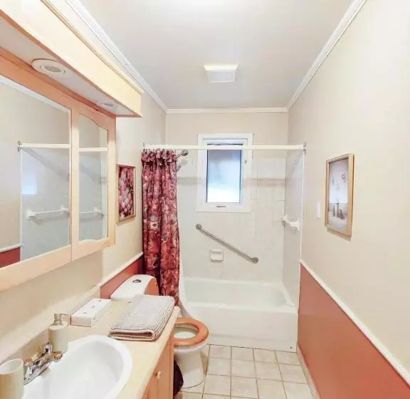 3ベッドルームハウス, Auberge De Nos Aieux