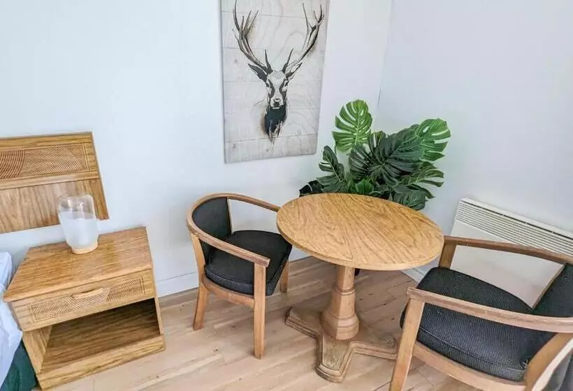 キングサイドベッドのスタンダードワンルーム, Auberge De Nos Aieux
