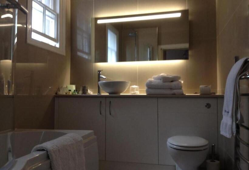 스탠다드 도시전망 룸, The Esplanade