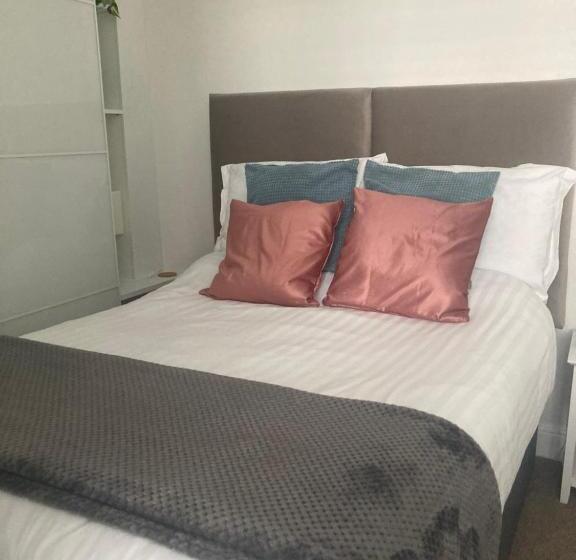 스탠다드 룸, The Esplanade