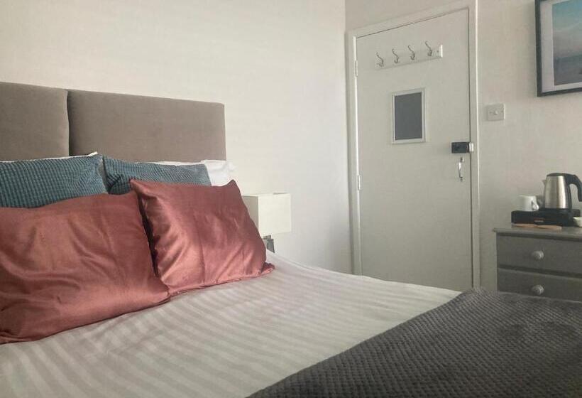 스탠다드 룸, The Esplanade