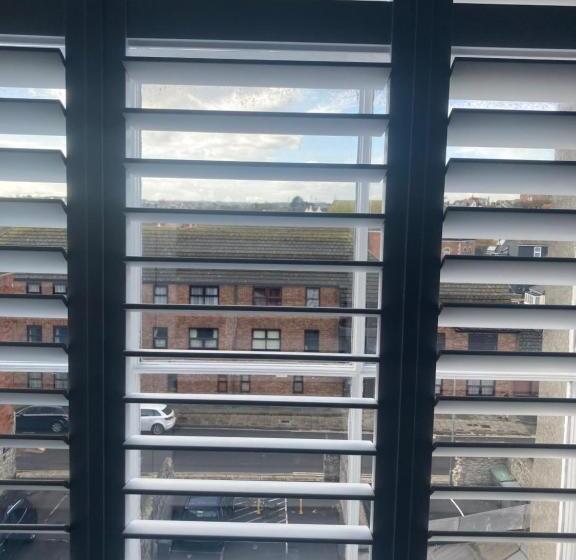 스탠다드 룸, The Esplanade