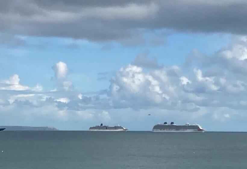 스탠다드 룸 바다 전망, The Esplanade