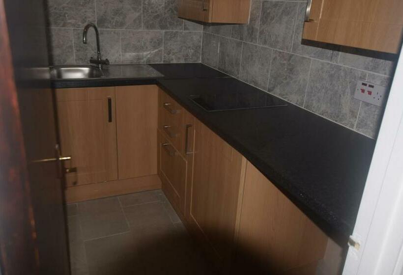 غرفة قياسية فردية حمام مشترك, Woodlands Lodge Ilford