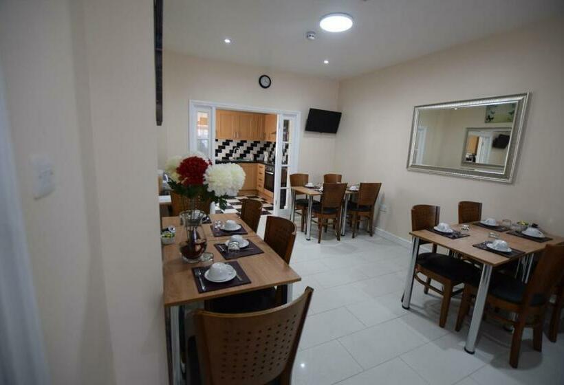 غرفة قياسية فردية حمام مشترك, Woodlands Lodge Ilford