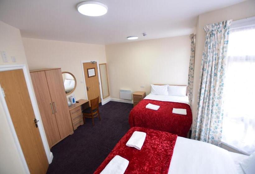 غرفة قياسية رباعية, Woodlands Lodge Ilford