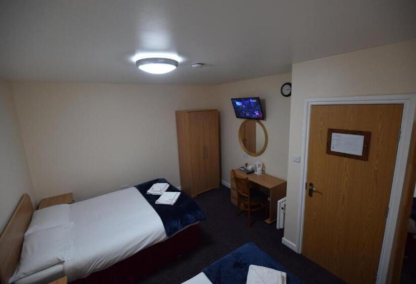 غرفة قياسية حمام مشترك, Woodlands Lodge Ilford