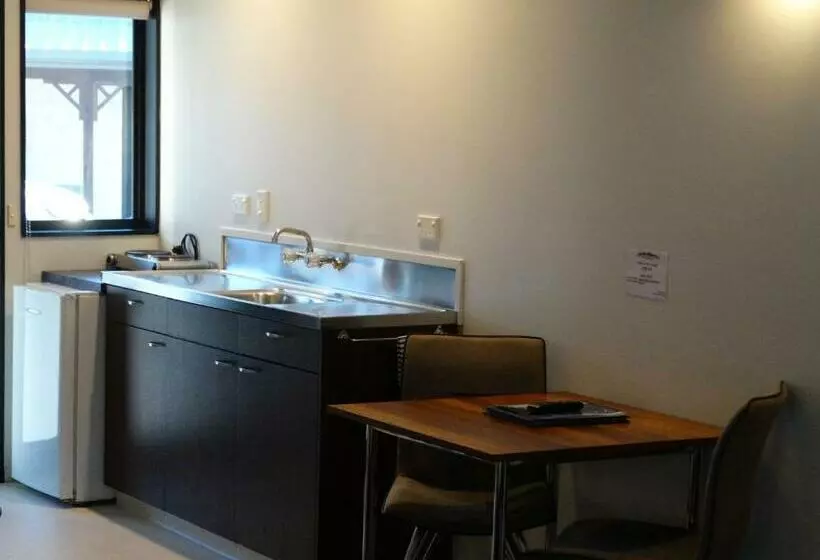 Standard-studio Parveke, Alpine Glacier Motel