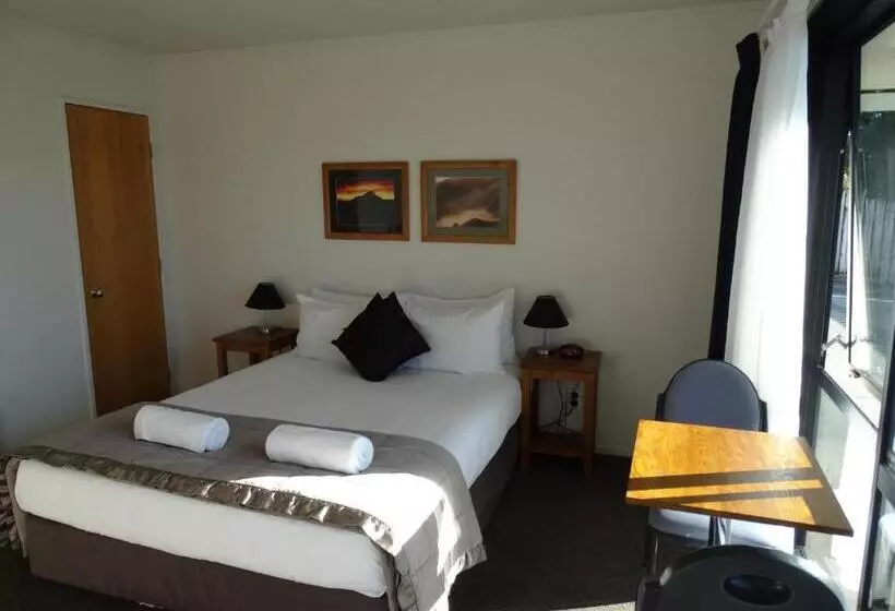 Standard-studio, Alpine Glacier Motel