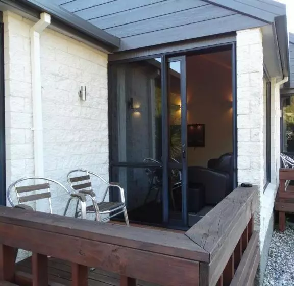 Standard-studio, Alpine Glacier Motel